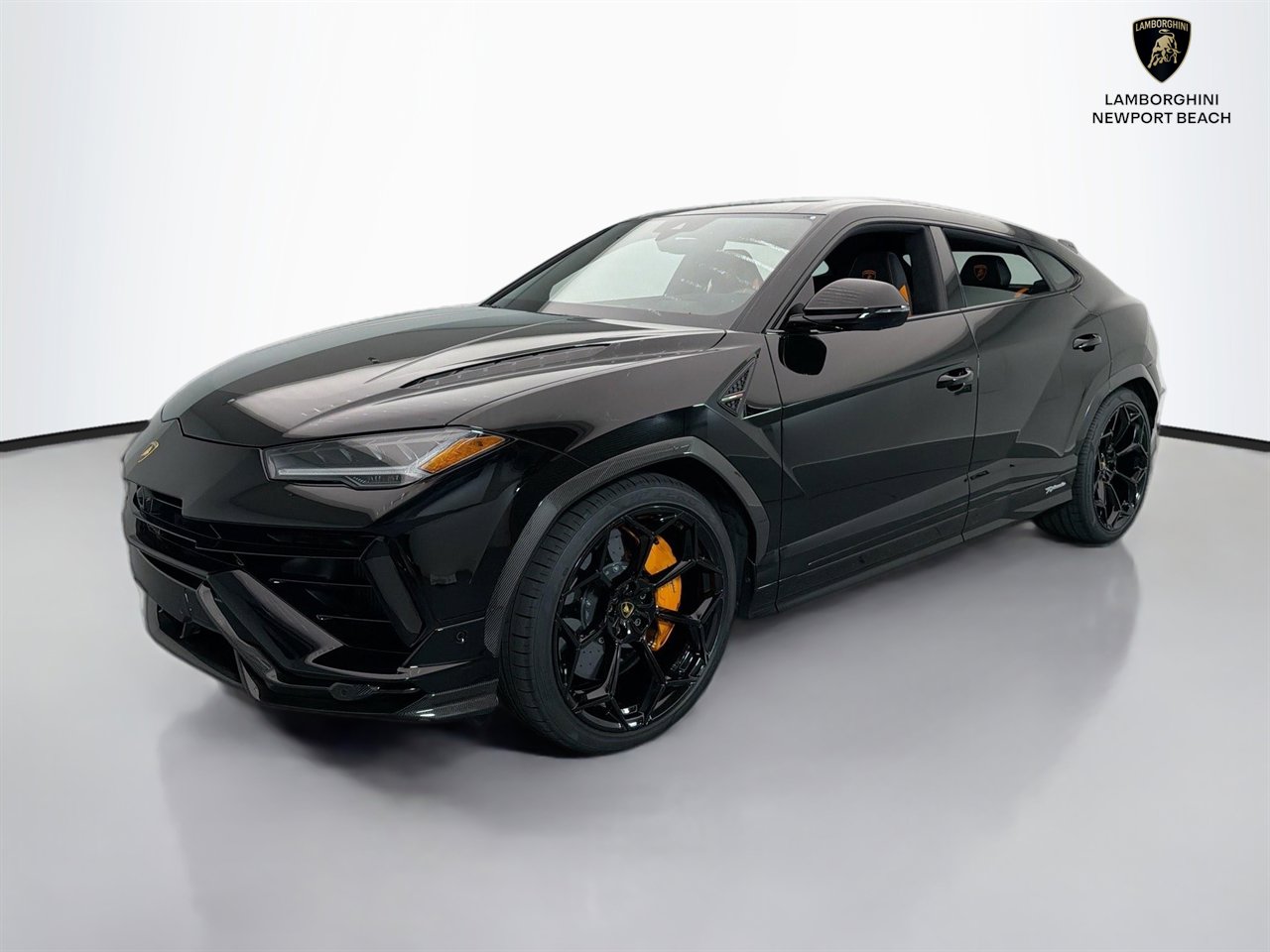 Used 2024 Lamborghini Urus Performante AWD/4WD image 3