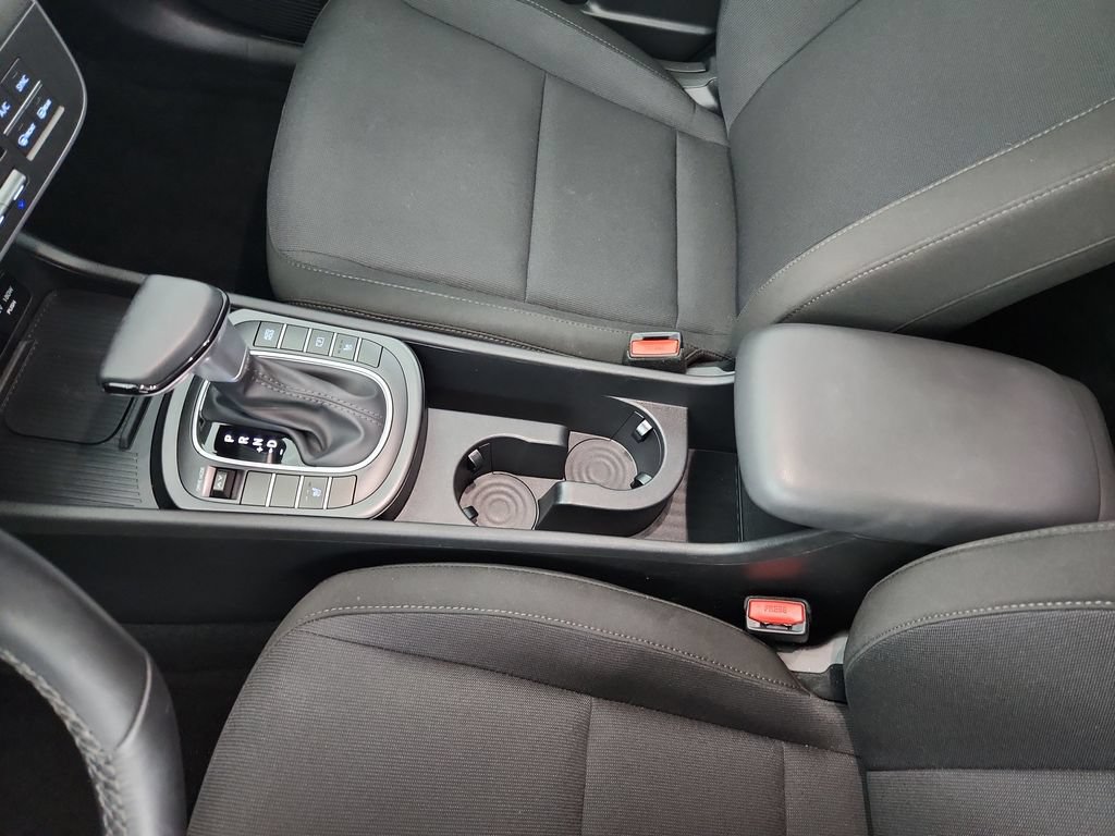 Used 2026 Hyundai Kona SEL Sport FWD image 31