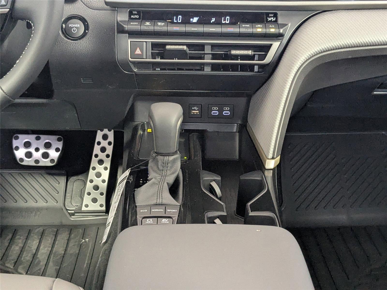 New 2026 Toyota Camry SE image 29