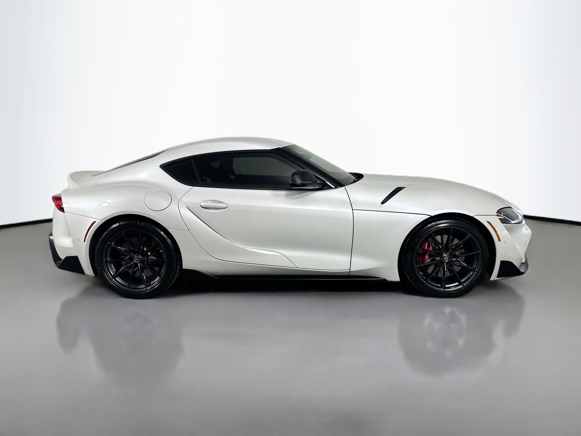 Used 2025 Toyota Supra image 5