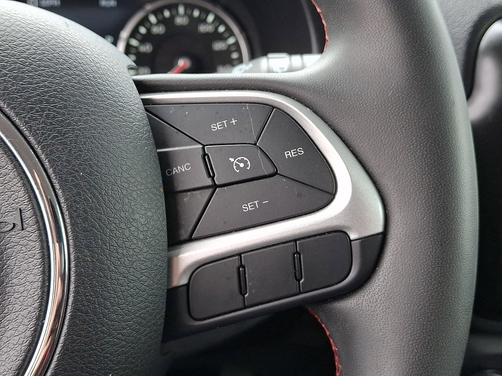 Used 2023 Jeep Renegade Trailhawk image 23