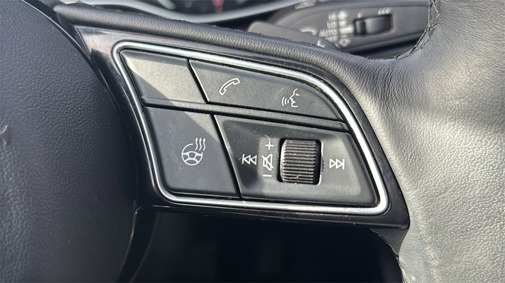 Used 2023 Audi A4 2.0T Premium w/ Convenience Package image 28