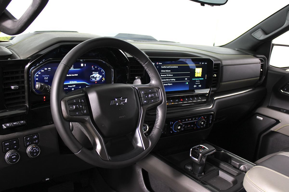 Used 2023 Chevrolet Silverado 1500 ZR2 w/ Technology Package AWD/4WD image 12