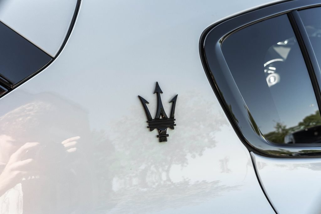 Used 2023 Maserati Grecale Modena AWD/4WD image 43