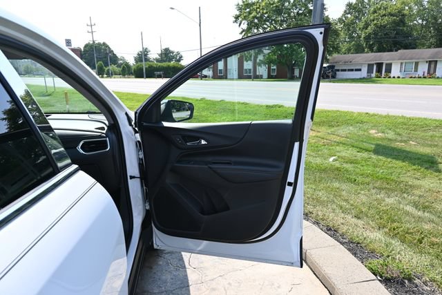 Used 2018 Chevrolet Equinox Premier AWD/4WD image 18