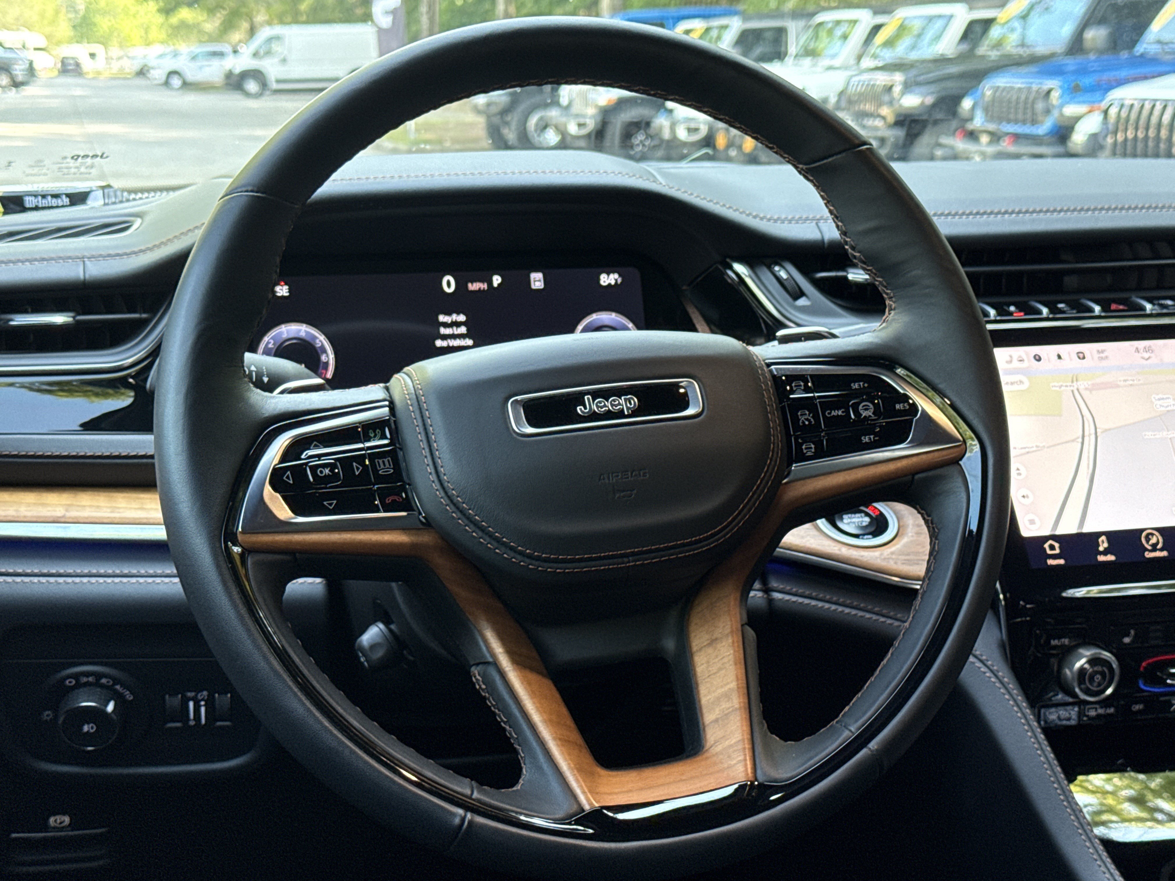 Used 2024 Jeep Grand Cherokee L Summit AWD/4WD image 23