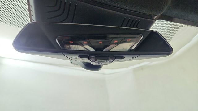 Used 2022 BMW 740i w/ M Sport Package image 56