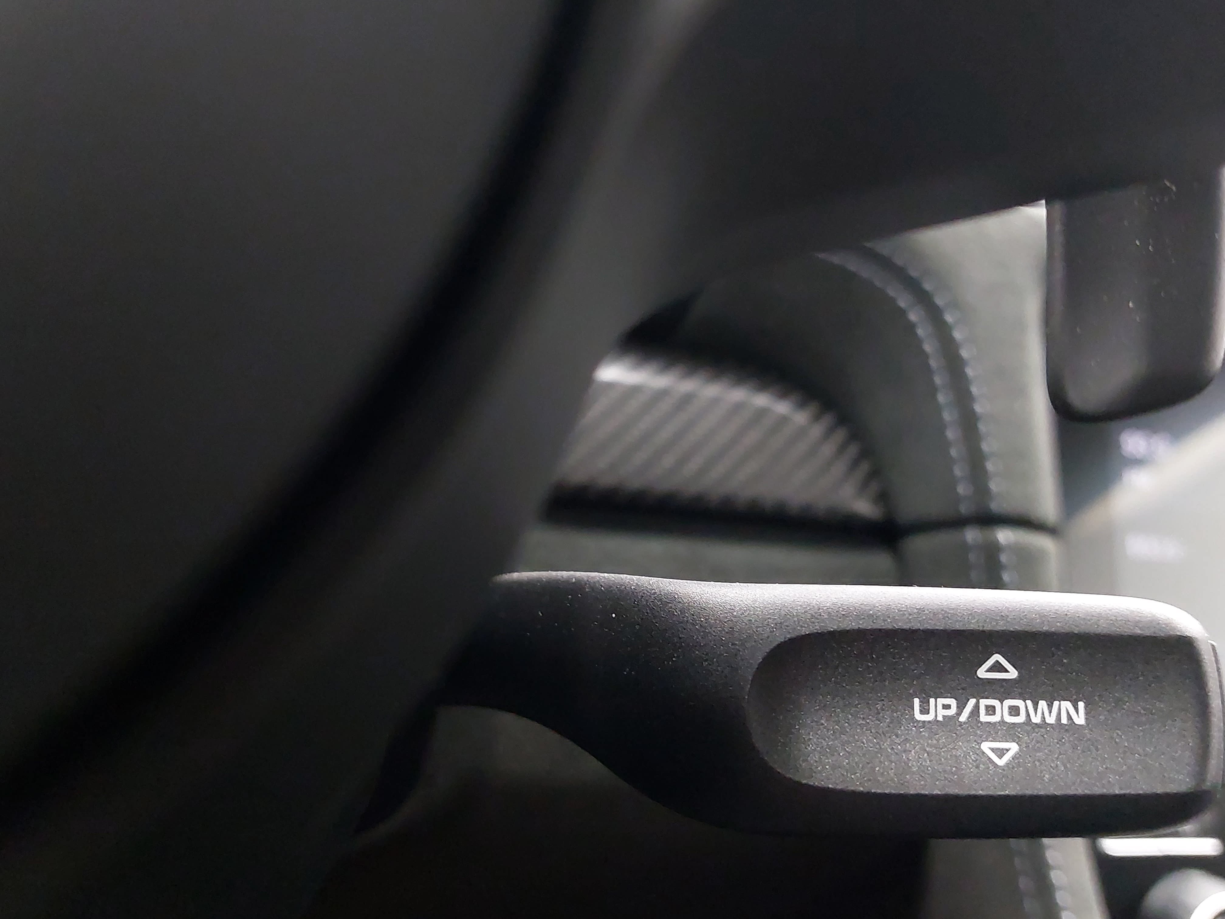 Certified 2025 Porsche 718 Cayman GT4 RS RWD image 16