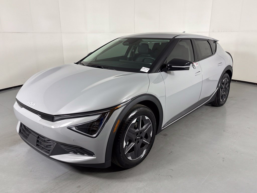 New 2026 Kia EV6 Light RWD image 4