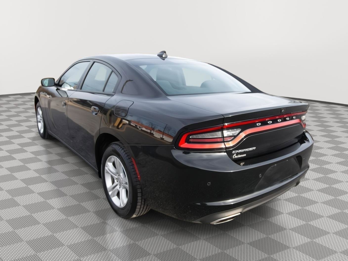 Used 2023 Dodge Charger SXT image 7