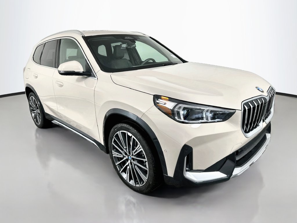 New 2027 BMW X1 xDrive28i w/ Technology Package AWD/4WD image 3
