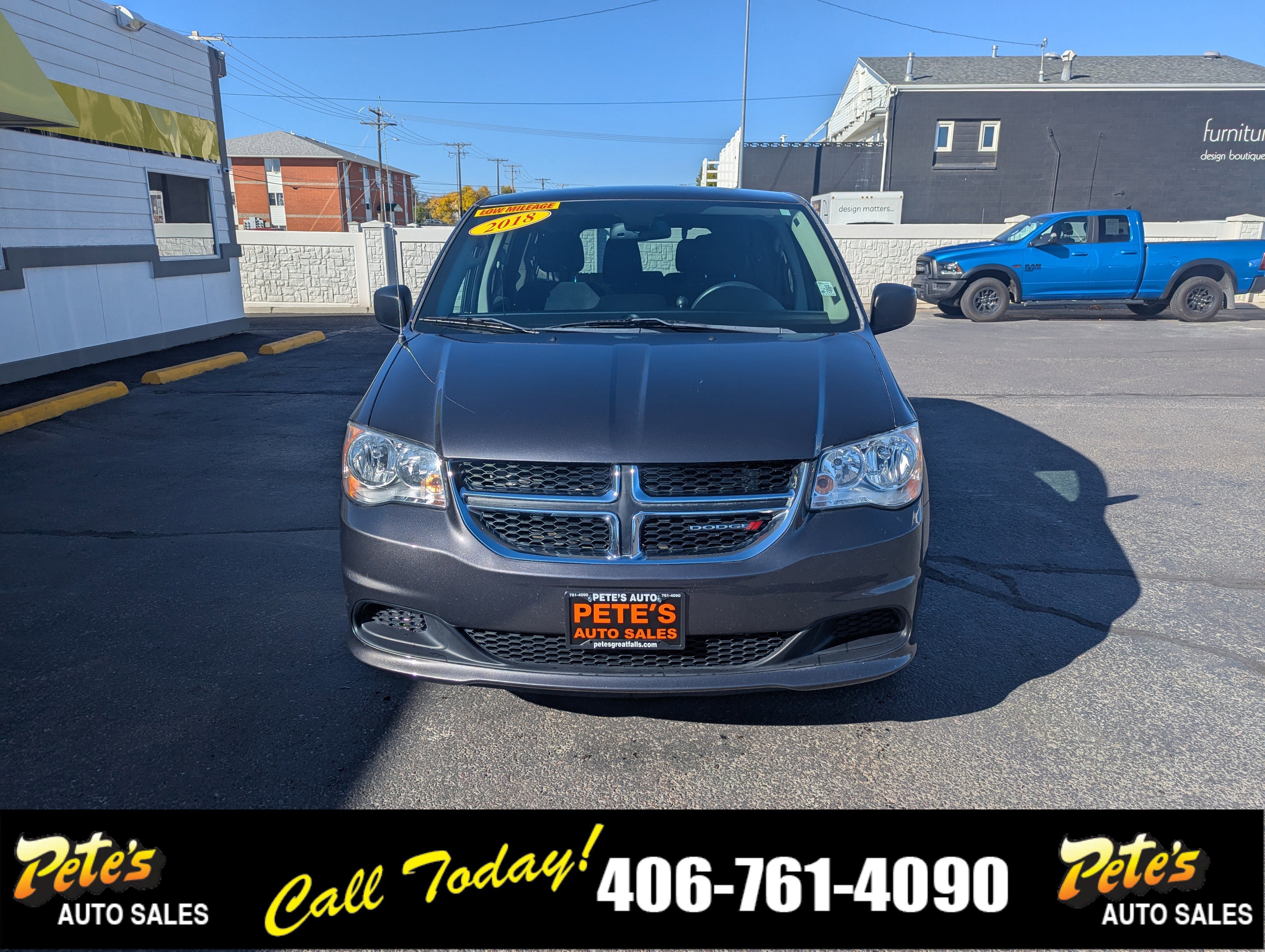Used 2018 Dodge Grand Caravan SE w/ UConnect Hands-Free Group FWD image 7