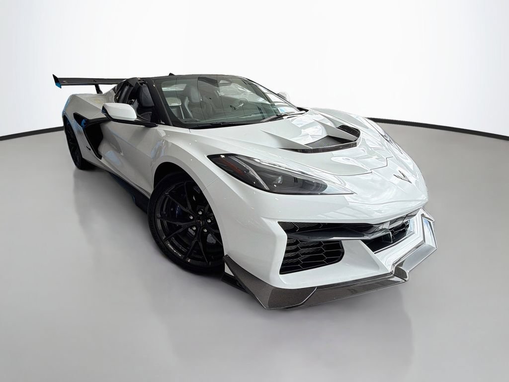 Used 2025 Chevrolet Corvette ZR1 w/ ZR1 Carbon Fiber Aero Package RWD image 1
