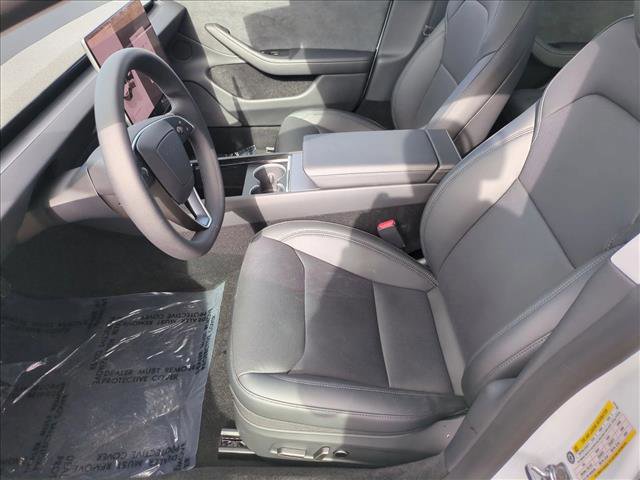 Used 2025 Tesla Model 3 Long Range image 17