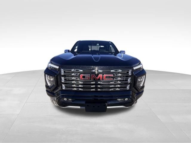 Certified 2024 GMC Canyon Denali image 3