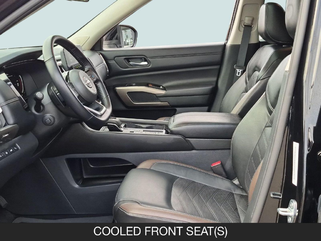 Certified 2025 Nissan Pathfinder Platinum w/ Cargo Package FWD image 14