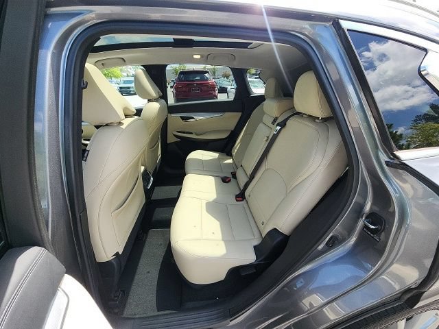 Used 2019 INFINITI QX50 Luxe w/ Navigation Package FWD image 19