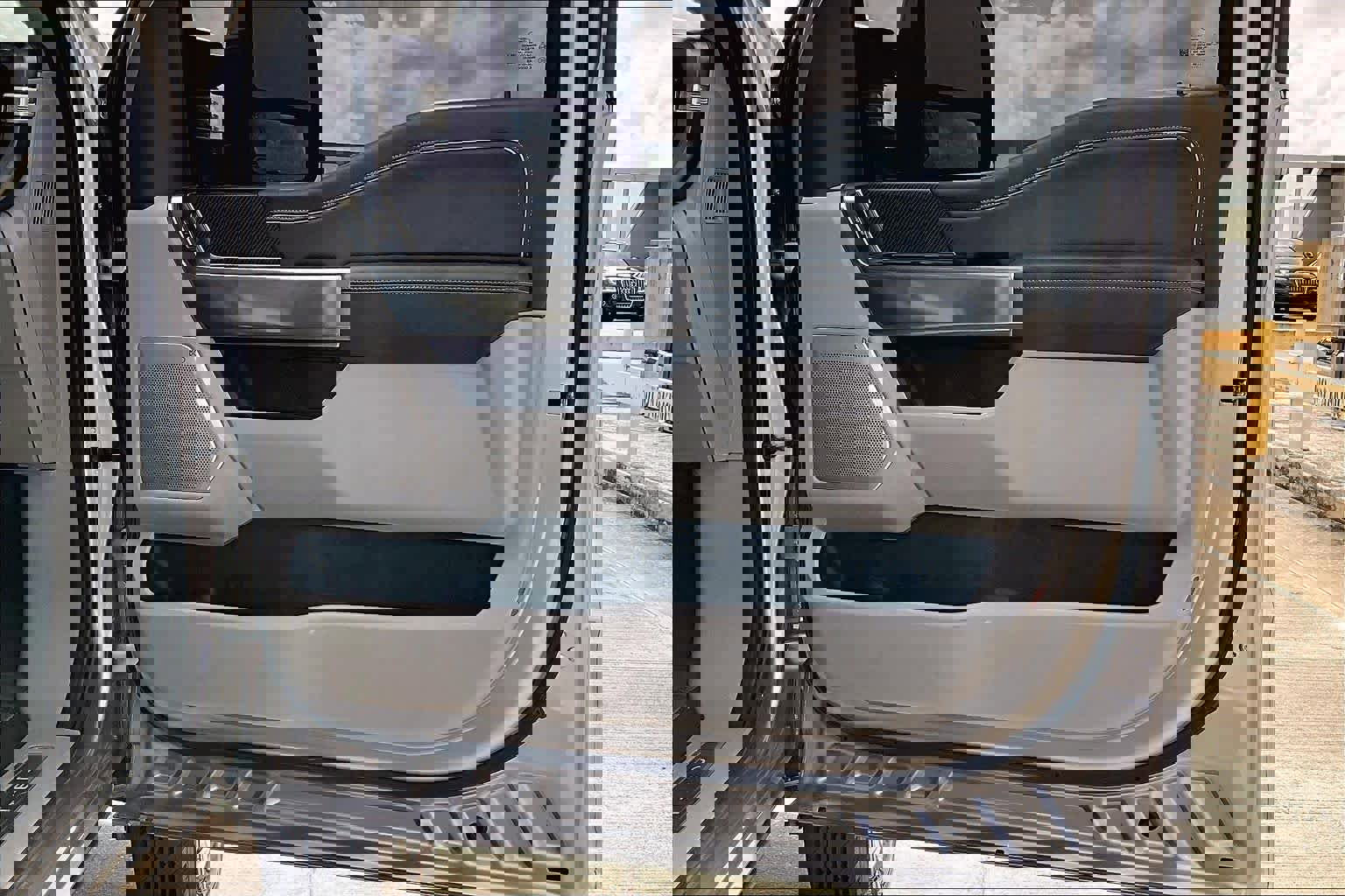 Used 2024 Ford F450 Limited image 45