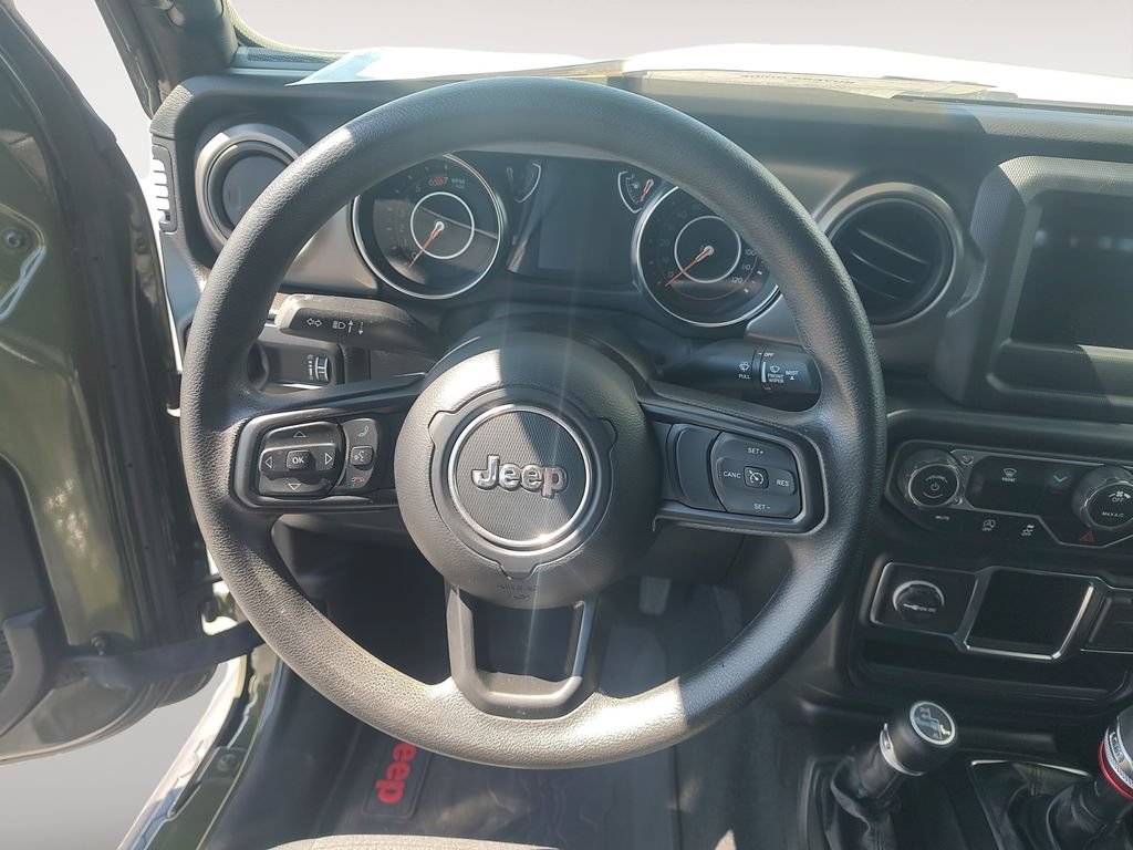 Used 2023 Jeep Wrangler Unlimited Sport AWD/4WD image 12