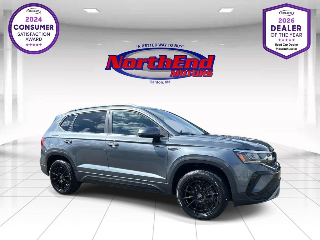 Used 2024 Volkswagen Taos SE FWD image 1