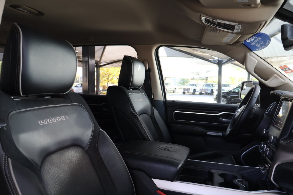 Used 2019 RAM 1500 Laramie AWD/4WD image 44
