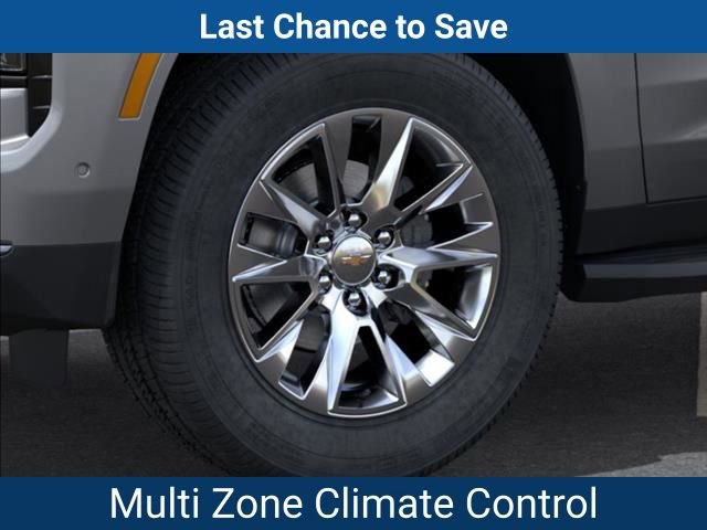 New 2025 Chevrolet Suburban Premier w/ Sun And Tow Package AWD/4WD image 10