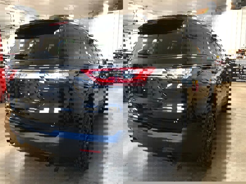 Used 2020 Chevrolet Traverse LT w/ Driver Confidence II Package image 6