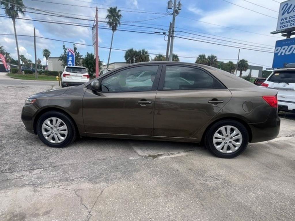 Used 2011 Kia Forte EX FWD image 3