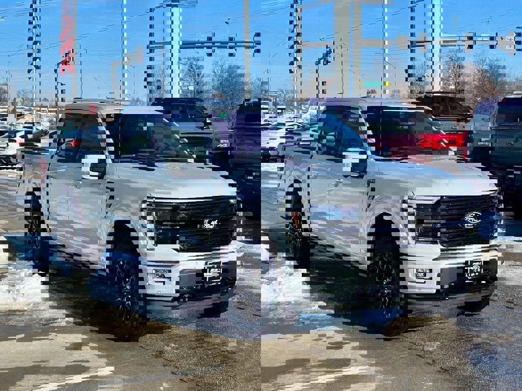 New 2025 Ford F150 Platinum w/ FX4 Off-Road Package image 6