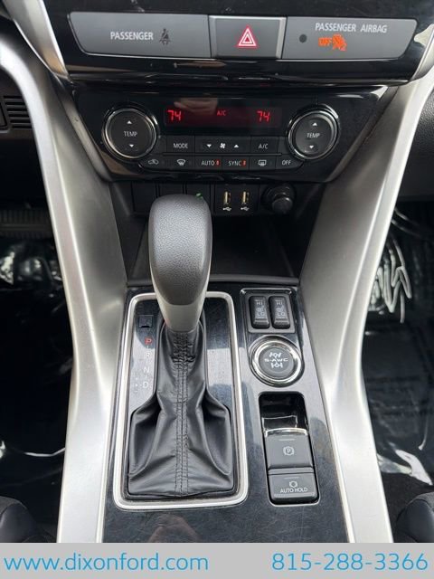 Used 2024 Mitsubishi Eclipse Cross SEL image 13