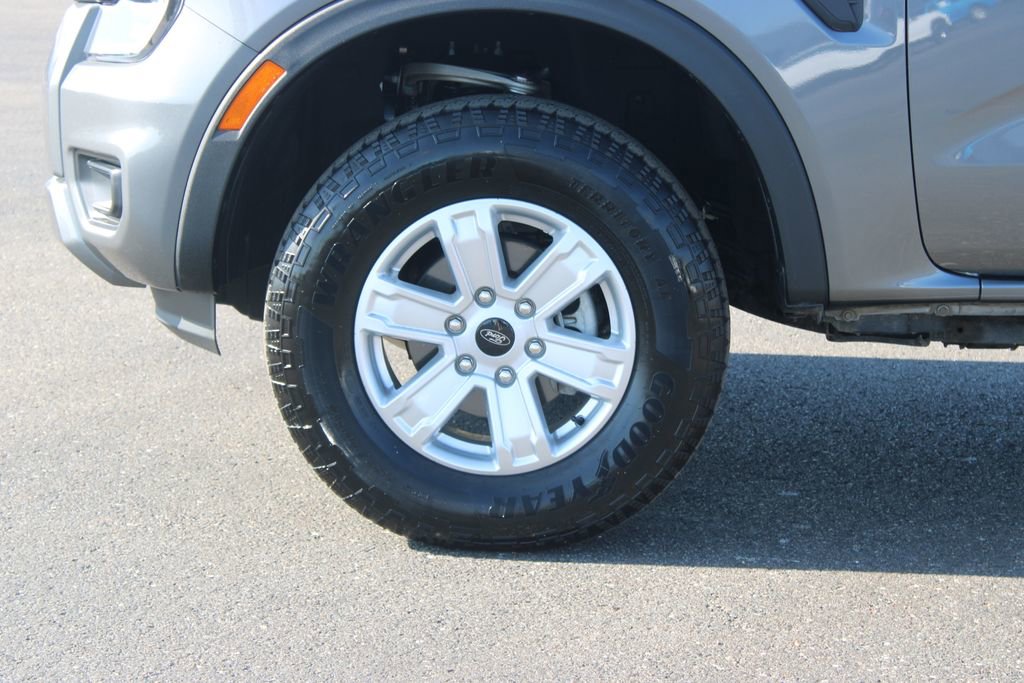 Used 2024 Ford Ranger XL image 18