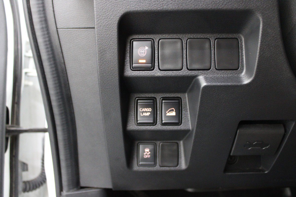 Used 2022 Nissan Frontier S w/ Technology Package AWD/4WD image 17