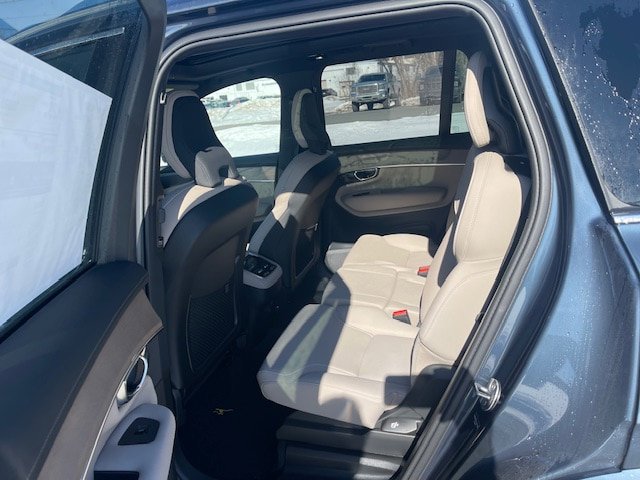 New 2026 Volvo XC90 B6 Plus w/ Protection Package Premier image 5