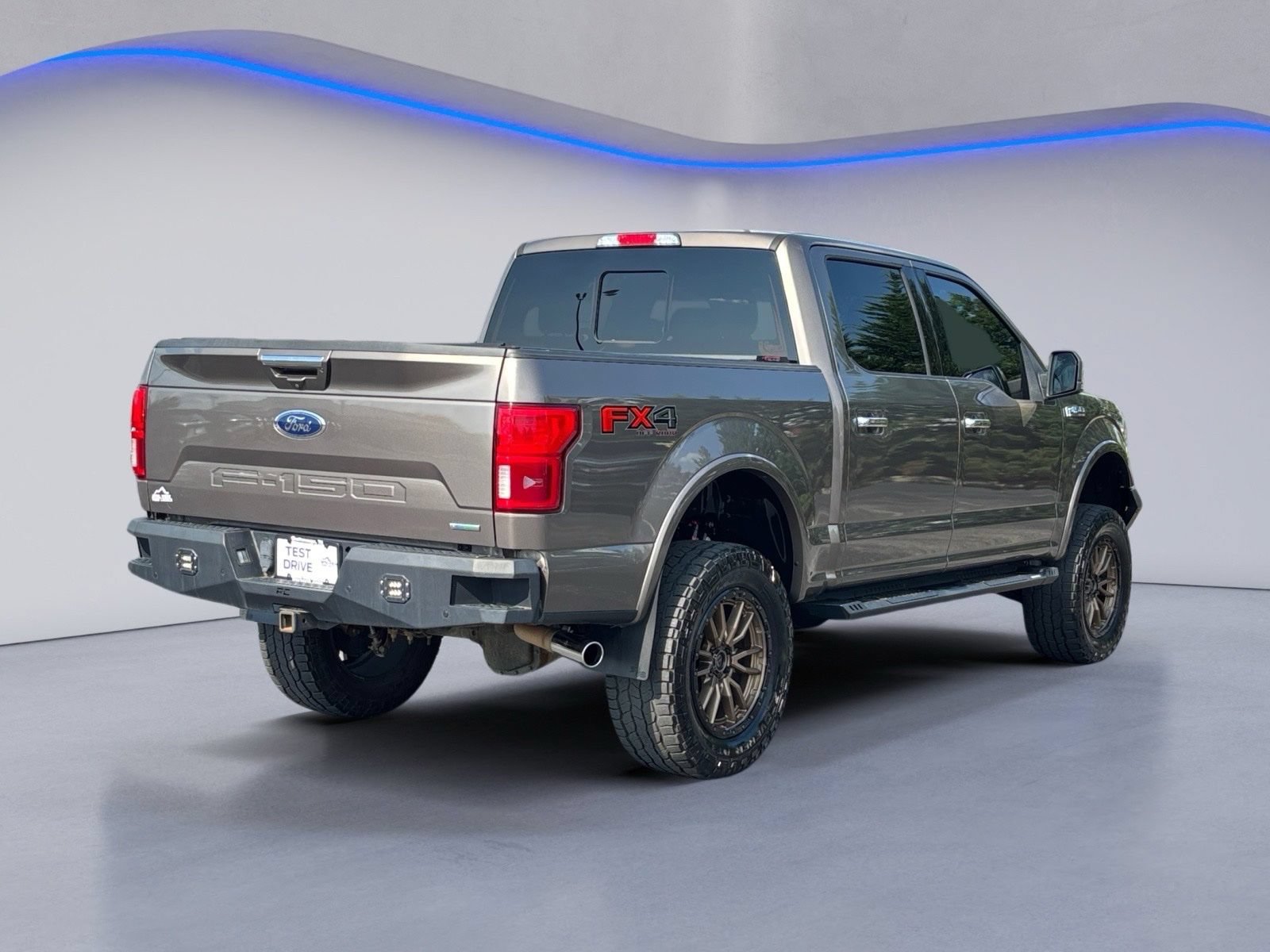 Used 2018 Ford F150 Lariat w/ Equipment Group 502A Luxury AWD/4WD image 6