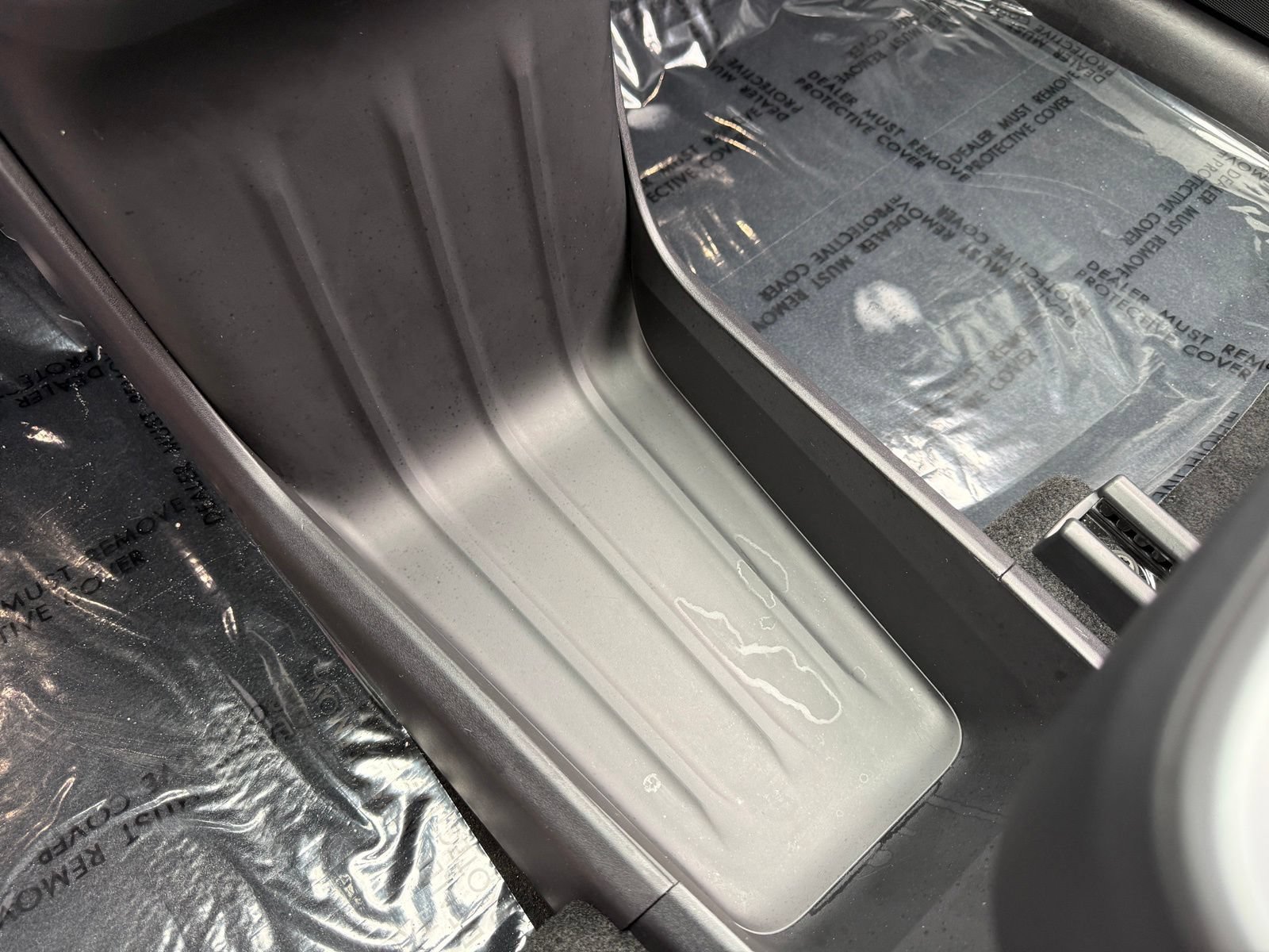 Used 2026 Tesla Model Y 2WD image 35