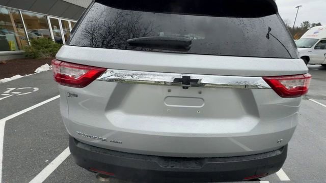 Used 2020 Chevrolet Traverse LT w/ LPO, Black Accent Package image 3