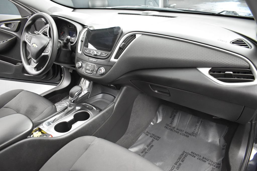 Used 2022 Chevrolet Malibu LS FWD image 7