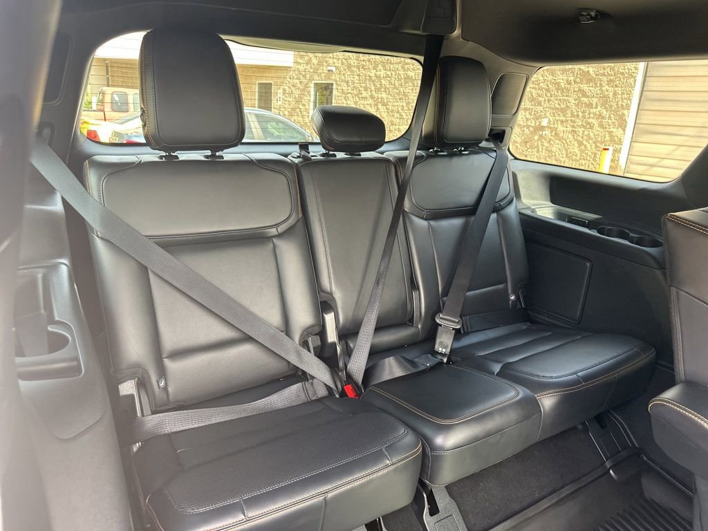 Used 2025 Ford Expedition Tremor AWD/4WD image 28