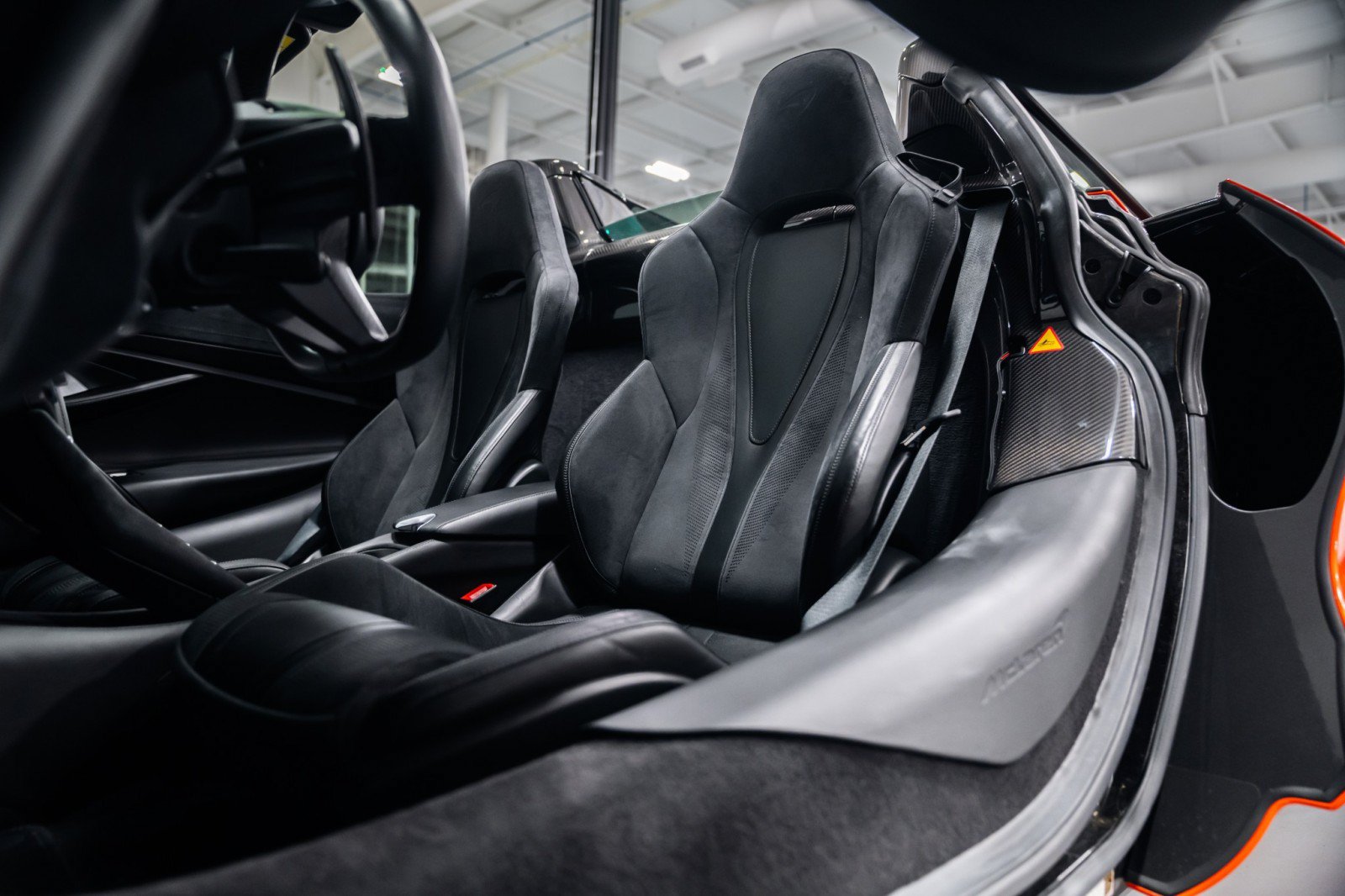 Used 2019 McLaren 720S Performance RWD image 12