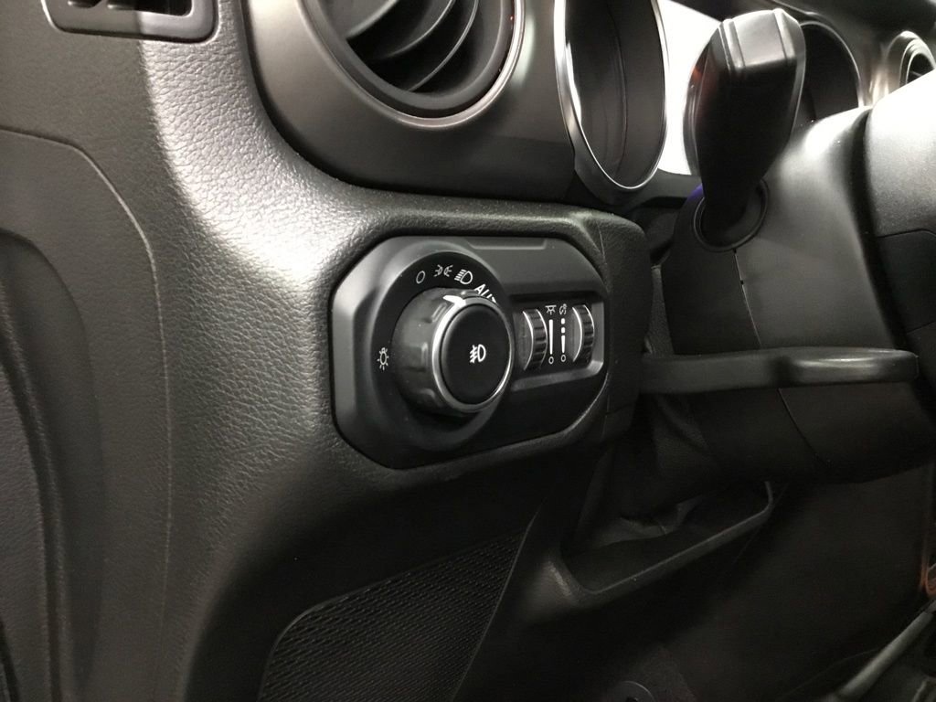 Used 2021 Jeep Wrangler Unlimited Sport image 8