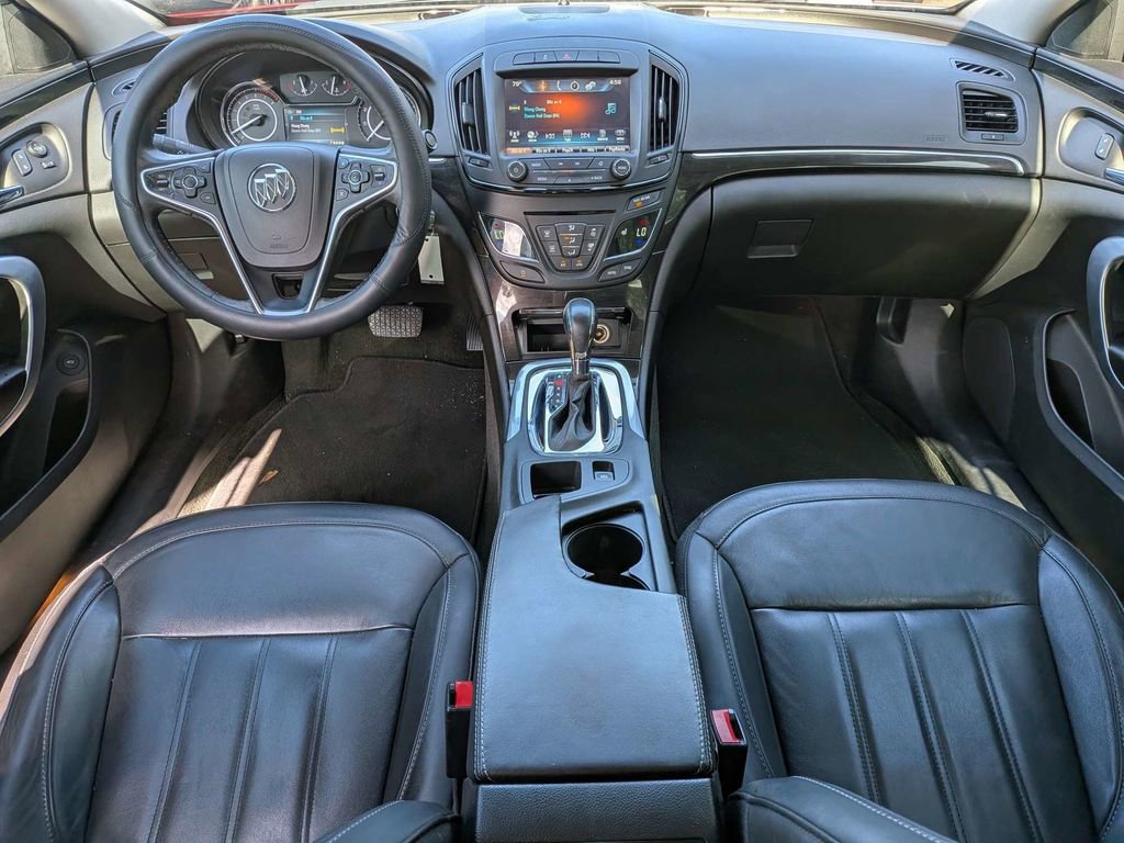 Used 2017 Buick Regal Sport Touring FWD image 12