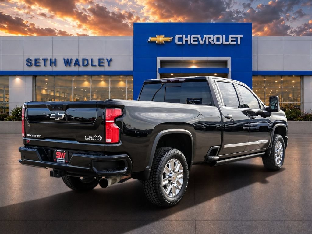 Used 2024 Chevrolet Silverado 2500 High Country w/ High Country Premium Package AWD/4WD image 7
