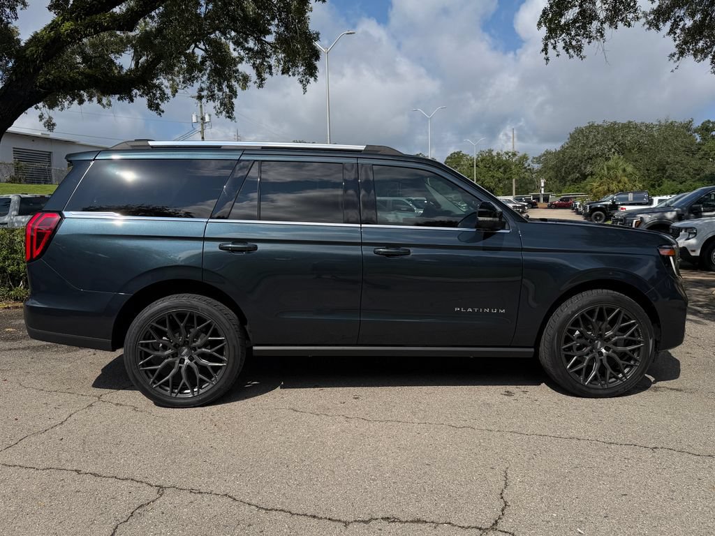 New 2026 Ford Expedition Platinum w/ Driver's Package AWD/4WD image 4
