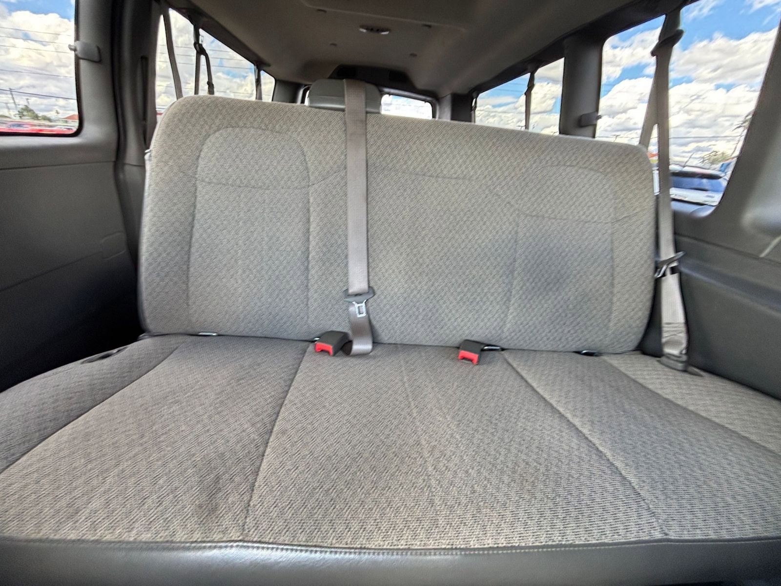 Used 2025 Chevrolet Express 3500 LT w/ LT Preferred Equipment Group image 38