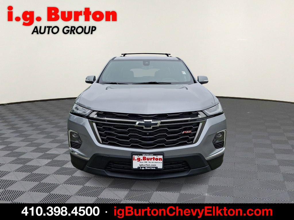 Used 2023 Chevrolet Traverse RS w/ LPO, Floor Liner Package AWD/4WD image 2