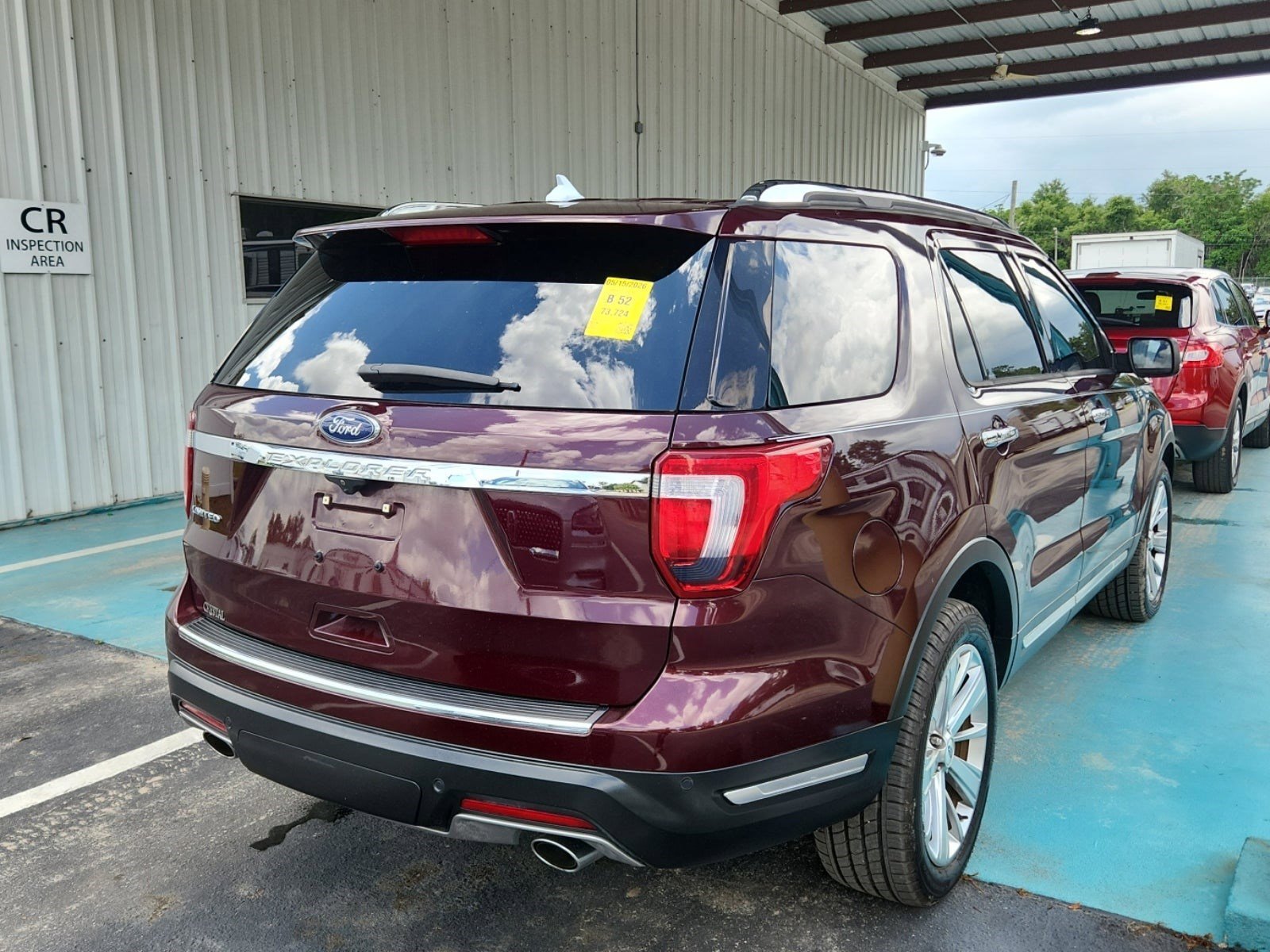 Used 2019 Ford Explorer Limited w/ Class III Trailer Tow Package FWD image 6