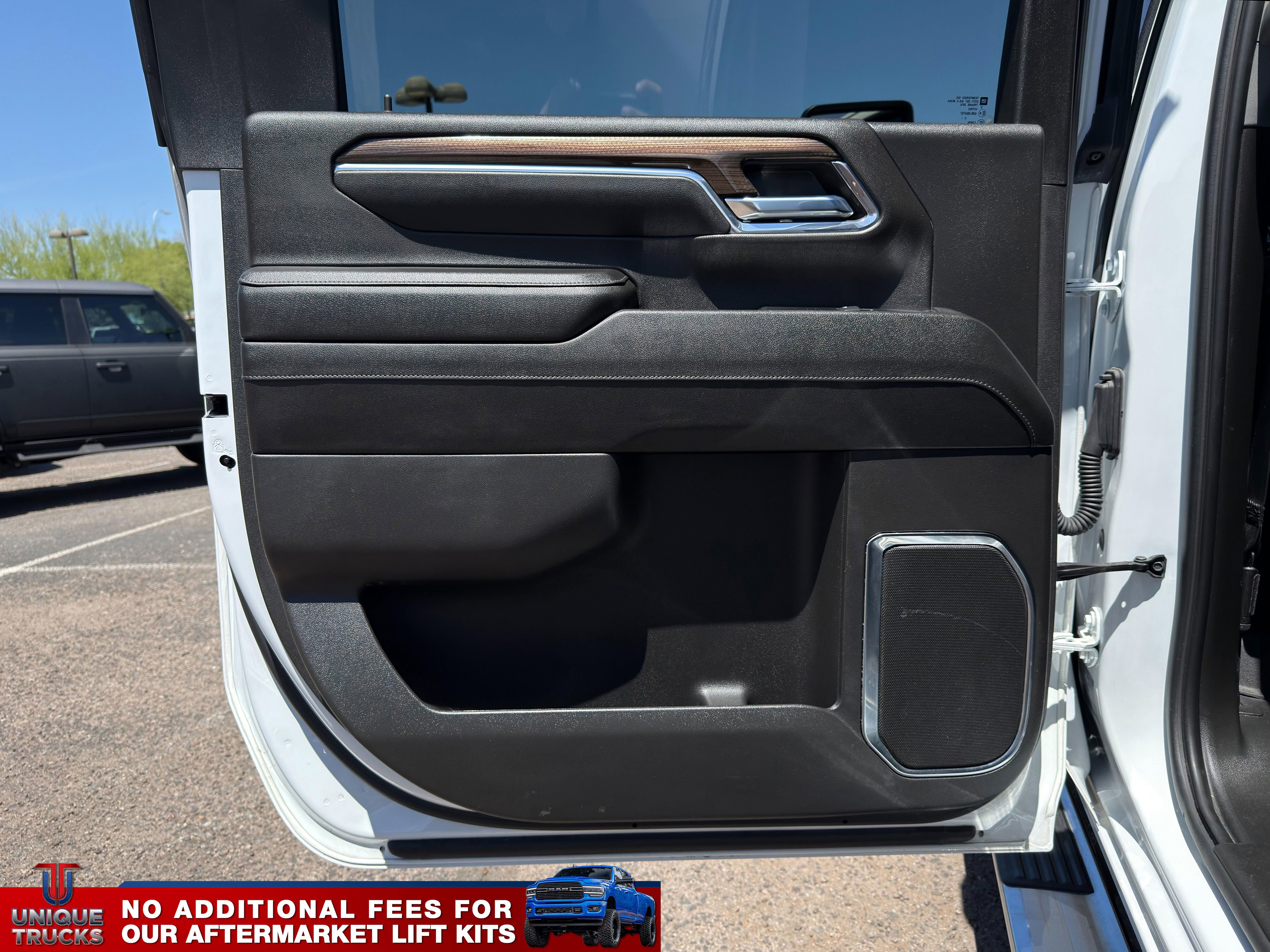 Used 2024 Chevrolet Silverado 3500 LT AWD/4WD image 19