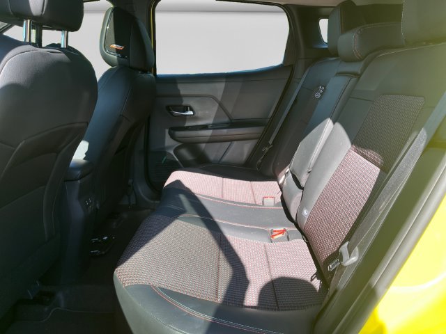 Certified 2026 Nissan Kicks SR w/ SR Premium Package AWD/4WD image 19
