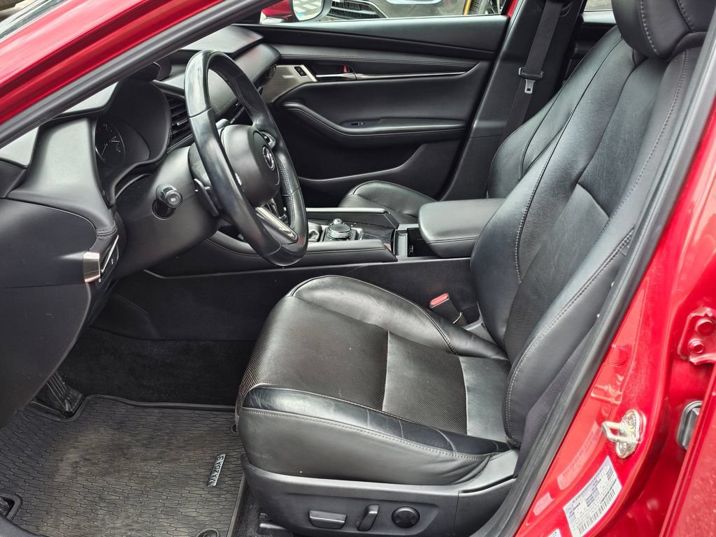 Used 2020 MAZDA MAZDA3 AWD Sedan w/ Premium Package image 16