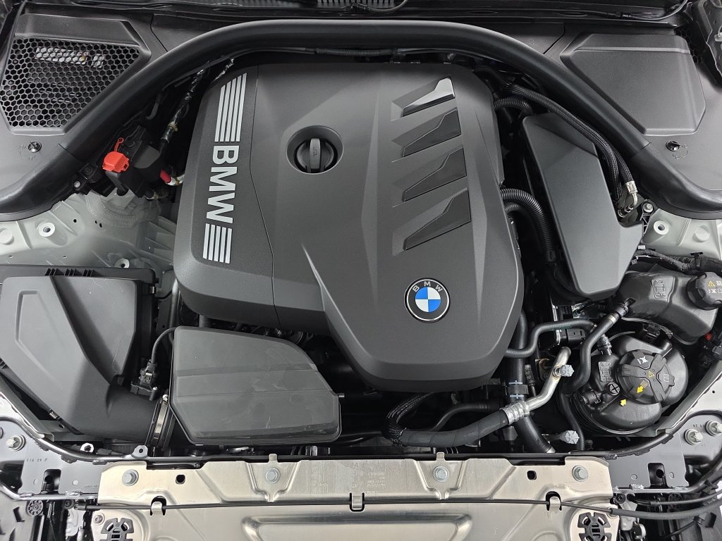 New 2026 BMW 330i xDrive Sedan w/ M Sport Package AWD/4WD image 30